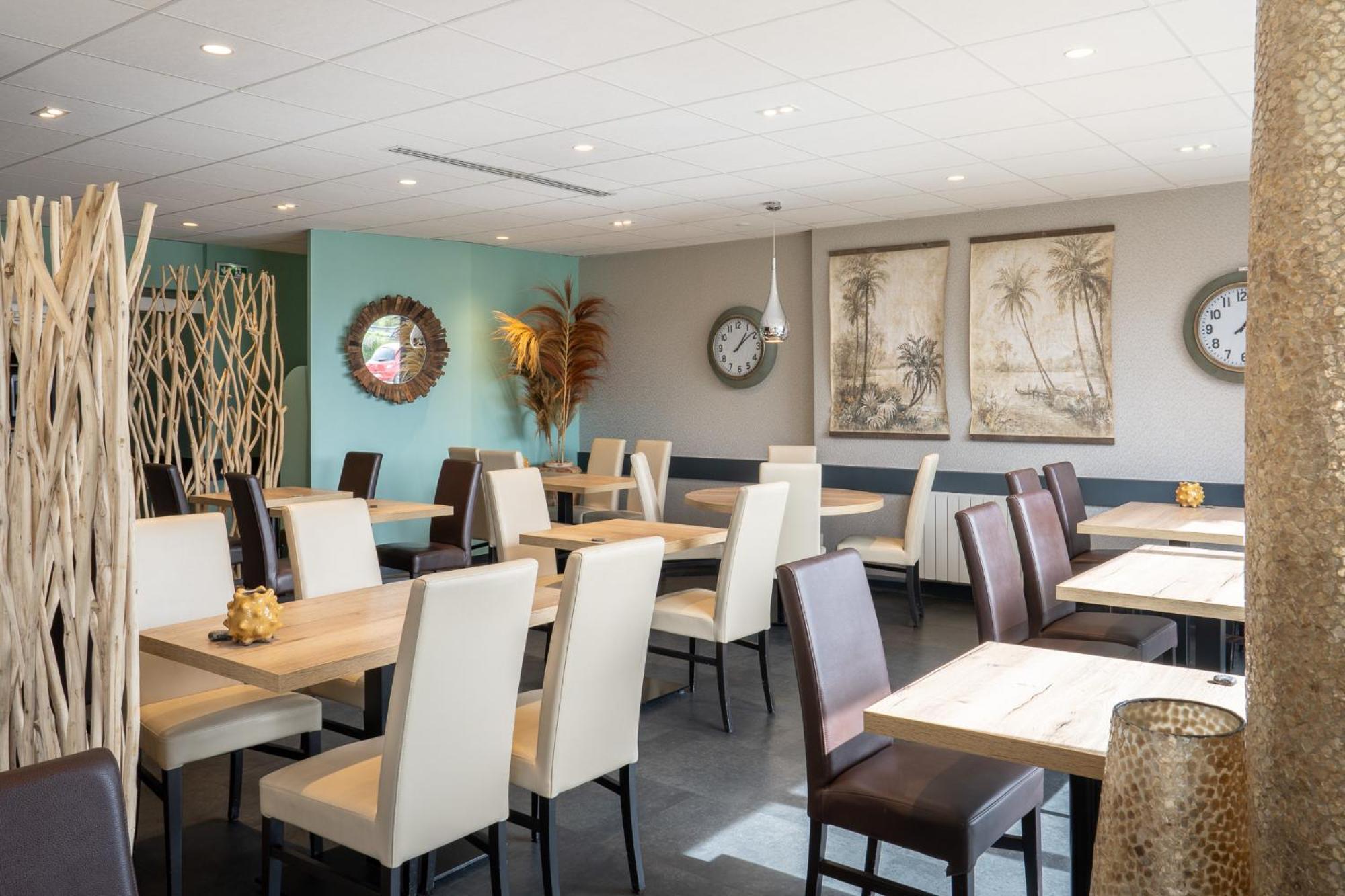 Logis Hotel Restaurant Le Sainte Mere Esterno foto
