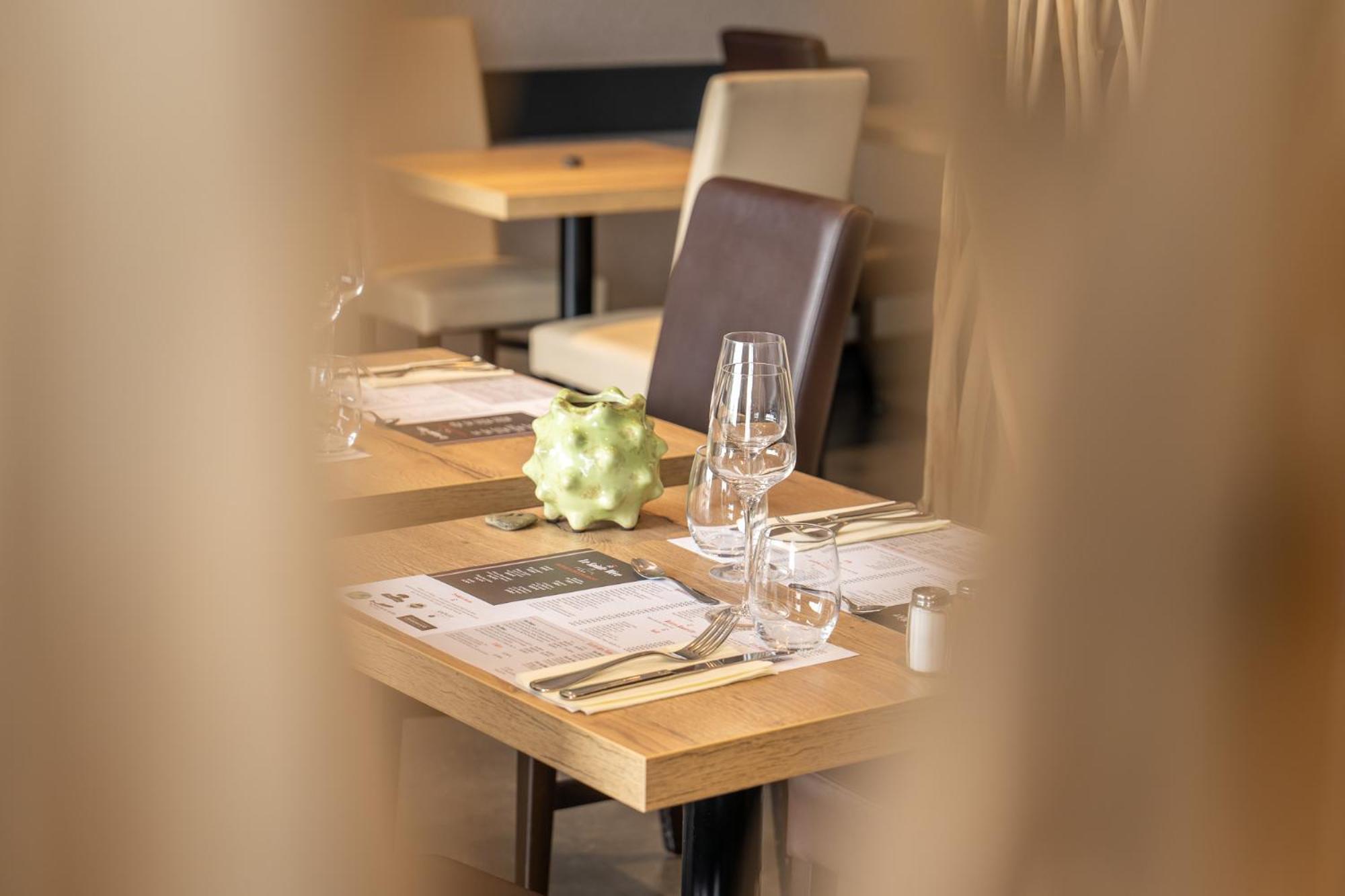 Logis Hotel Restaurant Le Sainte Mere Esterno foto